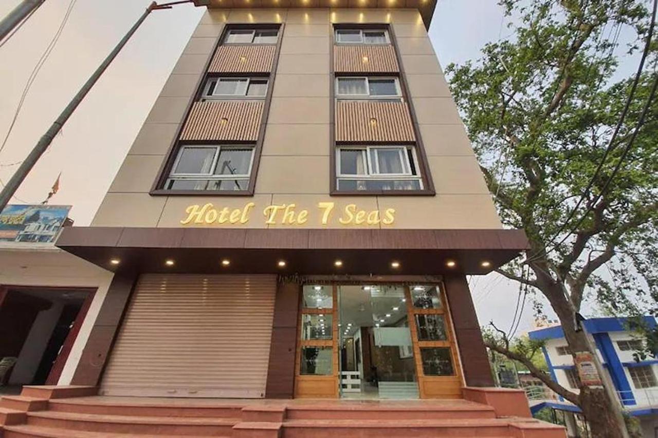 Hotel The 7 Seas Risikés Kültér fotó